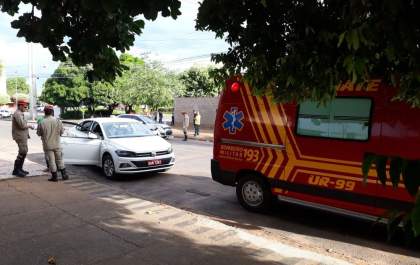 Vítimas de acidente recusam atendimento dos Bombeiros