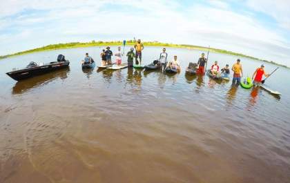 Grupo de amigos faz história com a primeira travessia do Canal de Pereira Barreto a remo