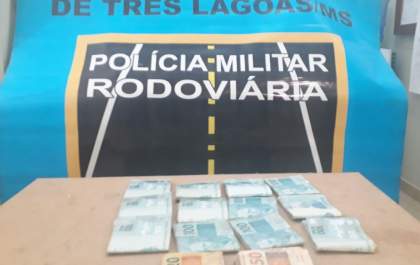 PMR de Três Lagoas apreende mais de R$14 mil não declarados e prende dois na MS-395