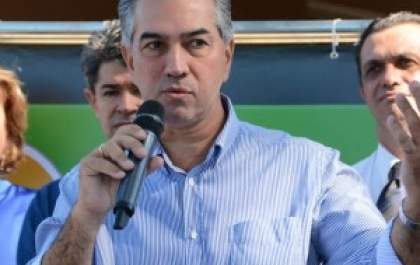 Azambuja critica Dilma, mas evita falar sobre impeachment