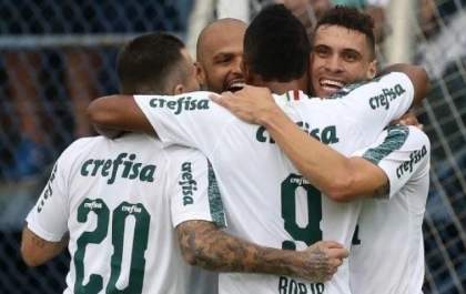 Sem esforço, Palmeiras vence São Caetano e segue invicto no Paulistão