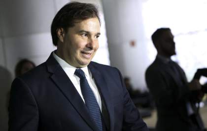 Maia diz que 'tempo da reforma da Previdência será ditado pelo Parlamento'