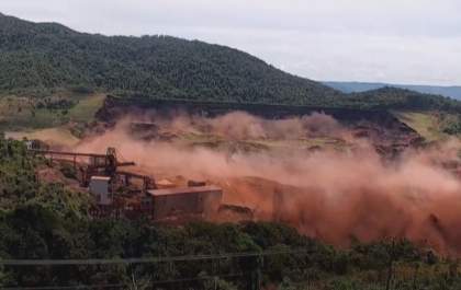 Buscas em Brumadinho ainda não têm data para acabar, dizem bombeiros