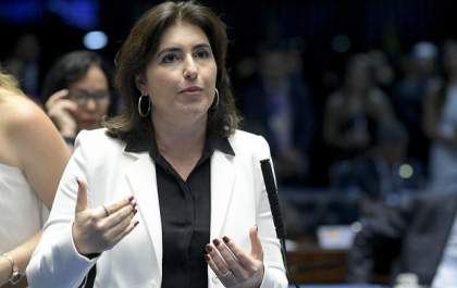 Simone Tebet desiste de candidatura para derrotar Renan Calheiros