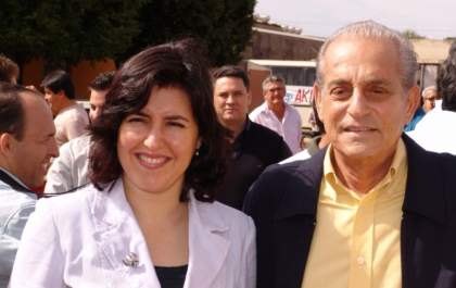 Para atingir Simone, Renan ataca a memória de seu pai, o saudoso Ramez