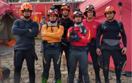 Bombeiros da região iniciam trabalhos de busca em Brumadinho