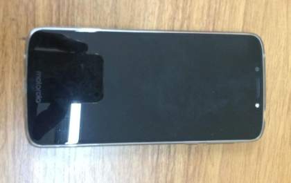 Servidor da Prefeitura é flagrado com celular furtado