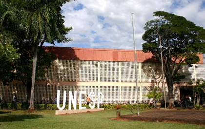 Em crise financeira, Unesp suspende vestibular de meio de ano
