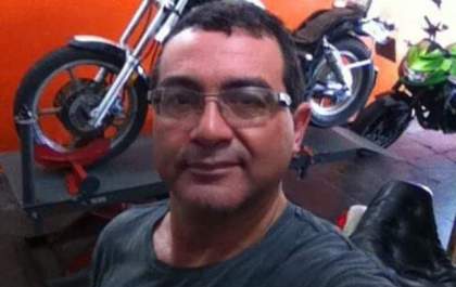 Mecânico de motos morre em colisão com caminhonete