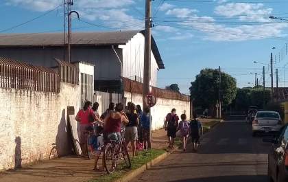 Estudantes de Três Lagoas voltam às aulas hoje