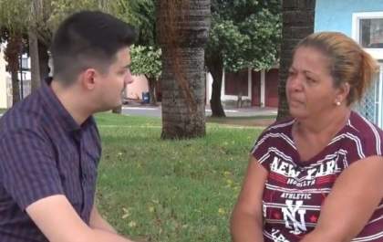 Após 22 anos, mãe reencontra filho por meio de rede social