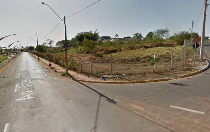 Quase 4 quilos de maconha são encontrados durante roçagem de terreno