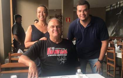 Ídolo do basquete visita Araçatuba