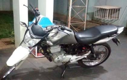 Preso suspeito de furtar uma motocicleta no bairro Vila Guanabara