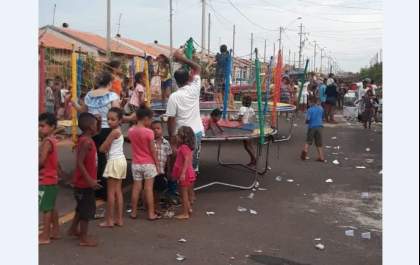 Mulher vai pagar cestas básicas a entidade por postar vídeo contra o prefeito Dilador