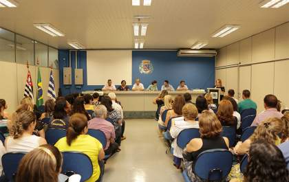 Novos membros do Conselho Municipal de Assistência Social tomam posse