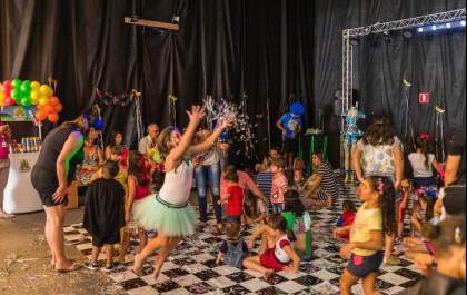 Shopping lança programação de carnaval para crianças e pets em Araçatuba