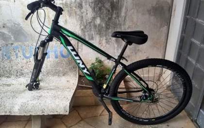 Polícia Municipal recupera bicicleta furtada e detém pai e filho por tráfico