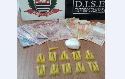 Dise prende desempregado com cocaína enterrada no Atlântico