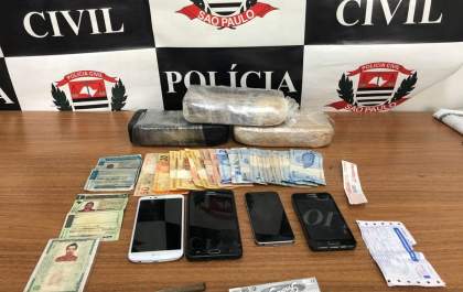 GOE prende 4 com 3 quilos de pasta base de cocaína