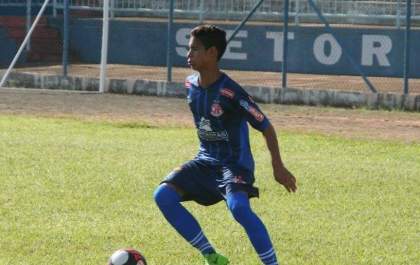 Três-lagoense de 16 anos fará parte do elenco do sub-17 da Chapecoense