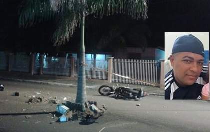 Entregador de lanches morre após acidente com moto na madrugada deste domingo