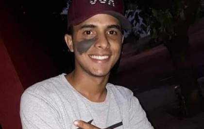 Identificado jovem que morreu em acidente de moto na Eloy Chaves