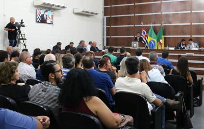 Câmara encerra contrato com TV e economiza R$ 300 mil por ano