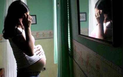 Grávida de 8 meses é agredida a socos pelo ex-marido