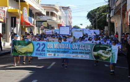 Dia Mundial da Água é comemorado em Andradina com passeata