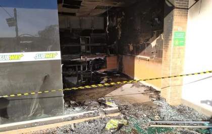 Incêndio destrói restaurante de fast-food em Andradina