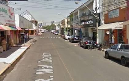 Morador de rua é encontrado morto em estacionamento
