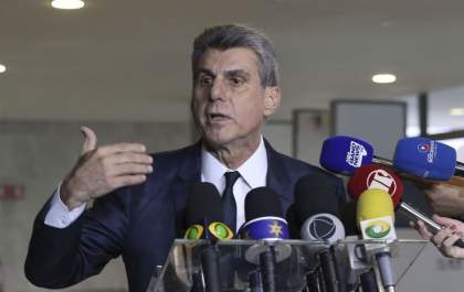 'MDB não quer ser base, quer ter uma agenda', diz Jucá