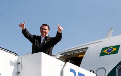 Bolsonaro anuncia fim do horário de verão
