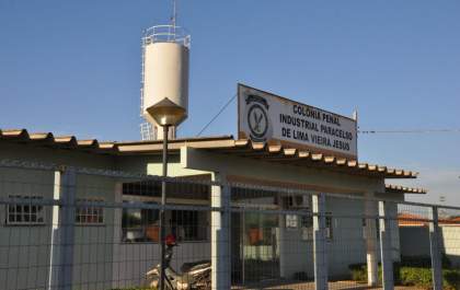 Embriagado, detento provoca acidente de trânsito e foge do local