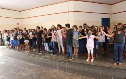 Projeto “Todos contra a dengue” mobiliza alunos da Emeb. Maria Vera