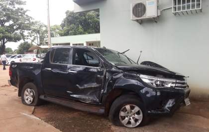 Hilux roubada em Uberlândia é localizada abandonada em Três Lagoas