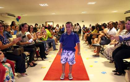 Desfile Inclusivo para crianças Autistas emociona Três Lagoas