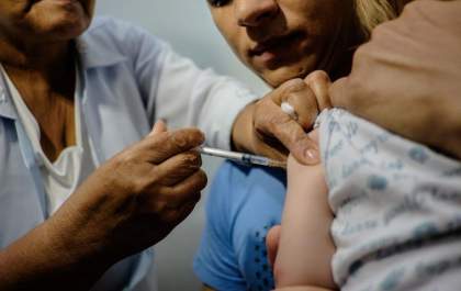Vacinação contra gripe começa nesta quarta