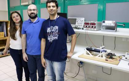 Estudantes criam esteira inteligente que detecta cores