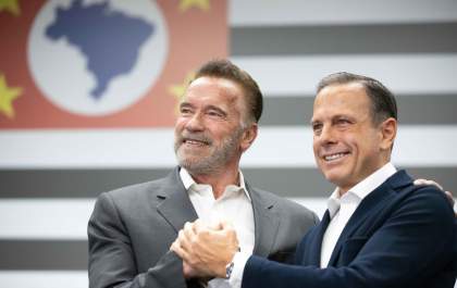 Doria divulga vídeo com Schwarzenegger após encontro em SP: 'Acelera, baby'