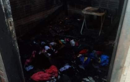 Família que teve casa incendiada precisa de ajuda