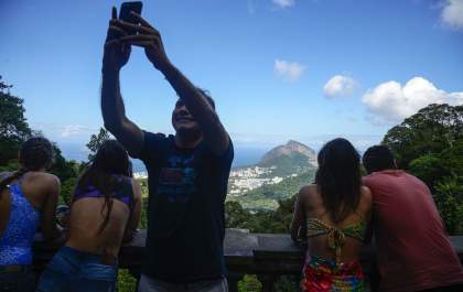 Acesso ao Cristo é liberado e turistas voltam a procurar monumento