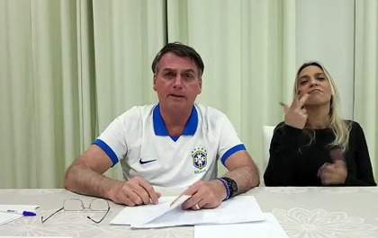 Bolsonaro anuncia redução de teto da lei Rouanet