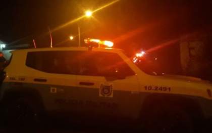 Homem não aceita o fim do relacionamento e esfaqueia a ex-mulher