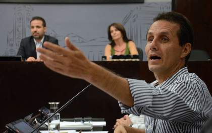 Redução de cadeiras volta à Câmara em meio a debate sobre gastos