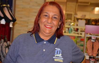 Mães especiais: Ela é uma das melhores e mais simpáticas vendedoras de Três Lagoas