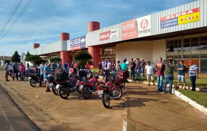 Após morte, motociclistas fazem manifestação por segurança no trânsito