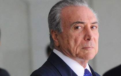 Michel Temer acaba de se entregar à Polícia Federal