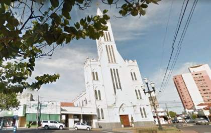 Homem é preso após invadir igreja matriz de Birigui para furtar